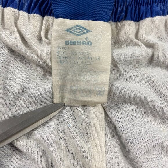 Vintage Umbro Windbreaker Pants Mens XL Soccer Track AOP Spellout All Over Print - Picture 9 of 14
